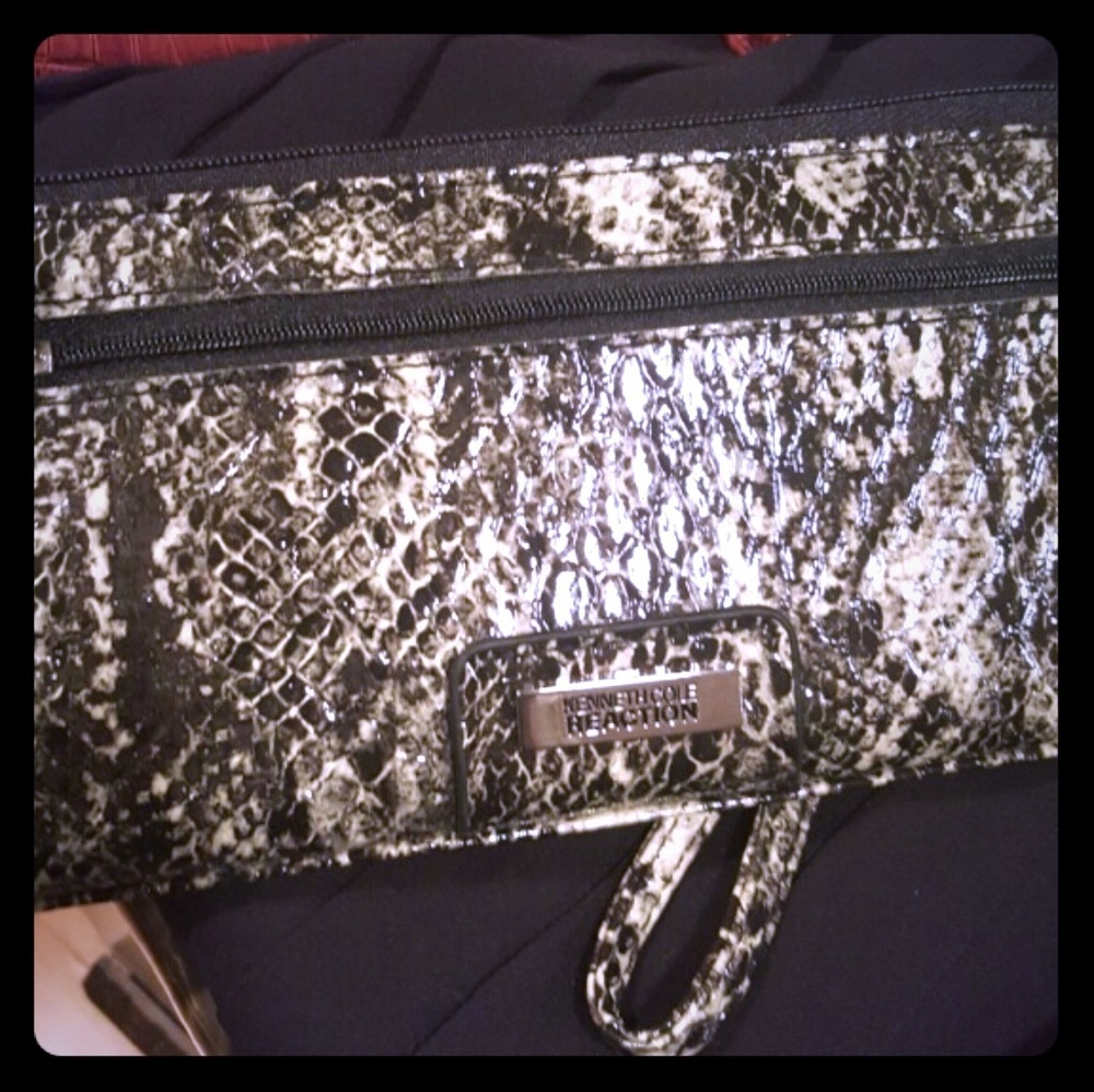 Kenneth Cole Reaction Snakeskin Print Wristlet Clutch
